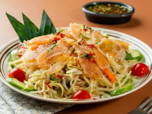 Nộm gân bò sốt Thái – Bò Tơ Quán Mộc