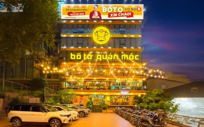 Bò Tơ Quán Mộc 88 Tố Hữu: ba tầng, 300 chỗ và phòng riêng